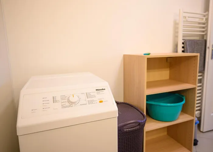 Le Capeyron - Parking - Wifi - Aeroport Apartment *