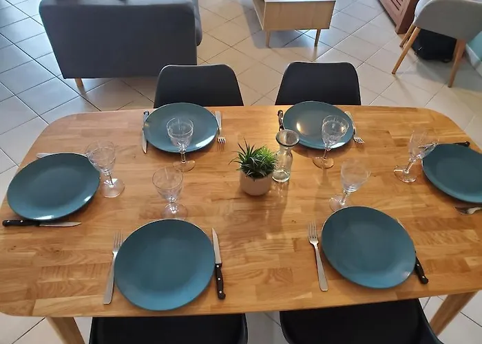 Apartment Le Capeyron - Parking - Wifi - Aeroport *