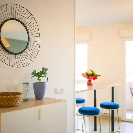 Apartmán Le Capeyron - Parking - Wifi - Aeroport