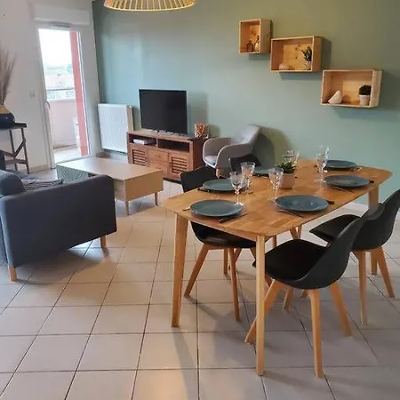 Le Capeyron - Parking - Wifi - Aeroport Apartmán Mérignac